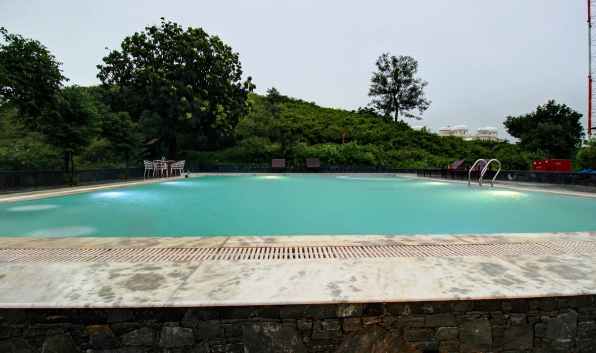 Pool reflections at Takhat Villa